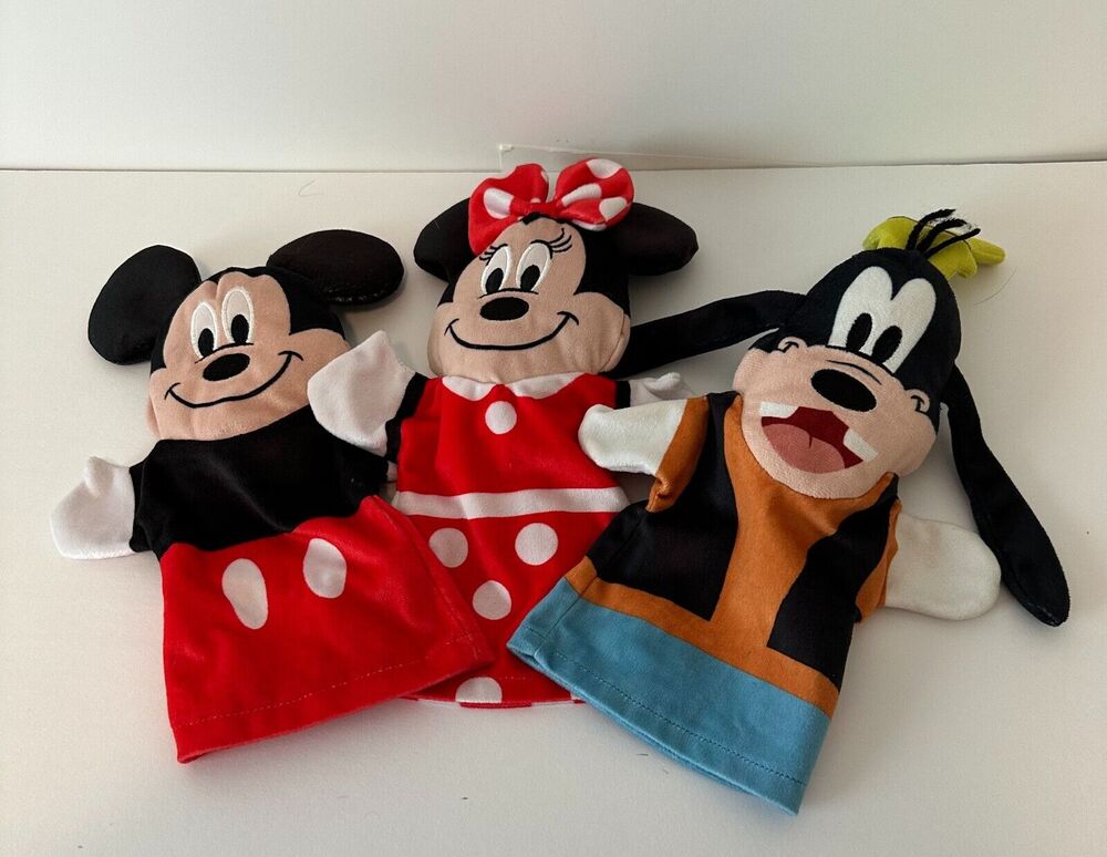 Melissa & Doug Mickey Mouse&Friends Soft&Cuddly Hand Puppets Minnie Mouse, Goofy